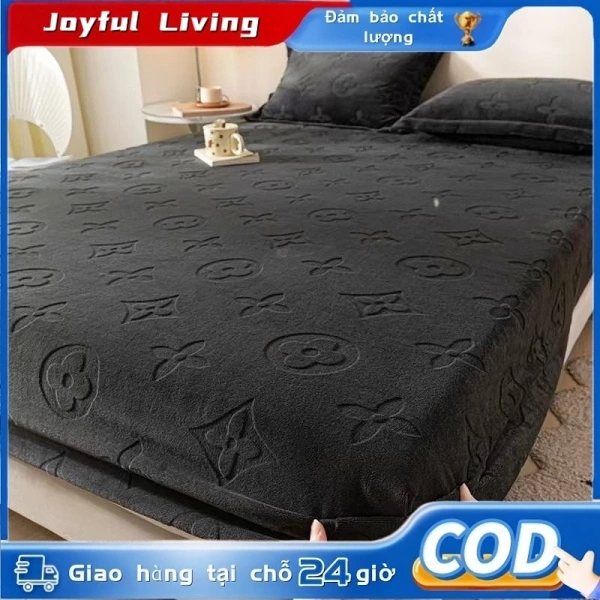 Giấc ngủ êm ái chỉ tới khi nhận ra ga trải giường nhung dày còn ẩn một lớp lót lông bảo vệ nệm - Ảnh 1 Giấc ngủ êm ái chỉ tới khi nhận ra ga trải giường nhung dày còn ẩn một lớp lót lông bảo vệ nệm - Ảnh 1