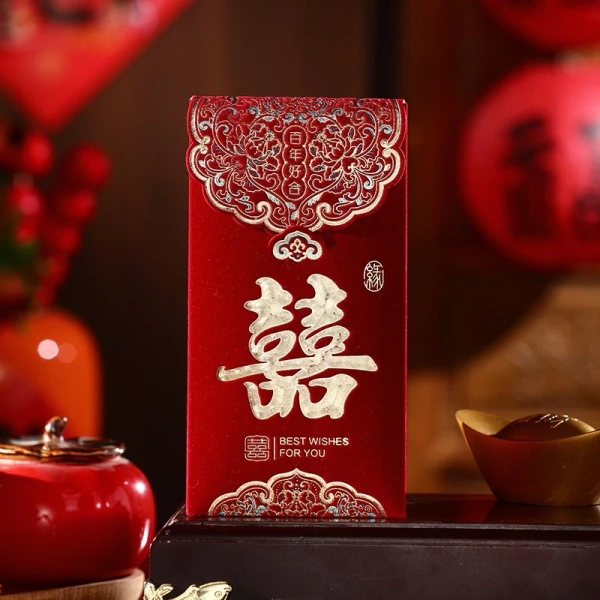 Giấy phủ nhung cho lì xì ăn hỏi và bê tráp chữ Hỷ: chi tiết bề mặt dễ trầy xước khiến ngày lễ gặp bất ngờ - Ảnh 2 Giấy phủ nhung cho lì xì ăn hỏi và bê tráp chữ Hỷ: chi tiết bề mặt dễ trầy xước khiến ngày lễ gặp bất ngờ - Ảnh 2