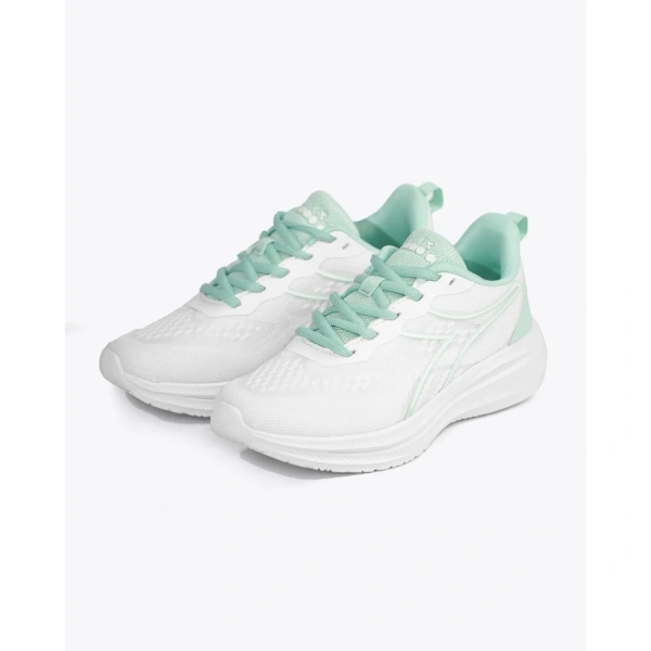 Dòng sản phẩm Diadora vừa được giới chạy bộ ở Việt Nam đón nhận nồng nhiệt nhờ sự kết hợp giữa công nghệ tiên tiến và thiết kế thời trang. (Ảnh 4) Dòng sản phẩm Diadora vừa được giới chạy bộ ở Việt Nam đón nhận nồng nhiệt nhờ sự kết hợp giữa công nghệ tiên tiến và thiết kế thời trang. (Ảnh 4)