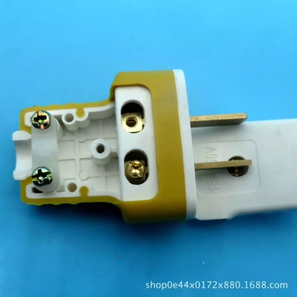 Một trong những giải pháp đơn giản nhưng hiệu quả để đáp ứng yêu cầu an toàn và tiện lợi là chọn mua các phích cắm và ổ cắm đạt chuẩn 250V-16A. (Ảnh 5) Một trong những giải pháp đơn giản nhưng hiệu quả để đáp ứng yêu cầu an toàn và tiện lợi là chọn mua các phích cắm và ổ cắm đạt chuẩn 250V-16A. (Ảnh 5)