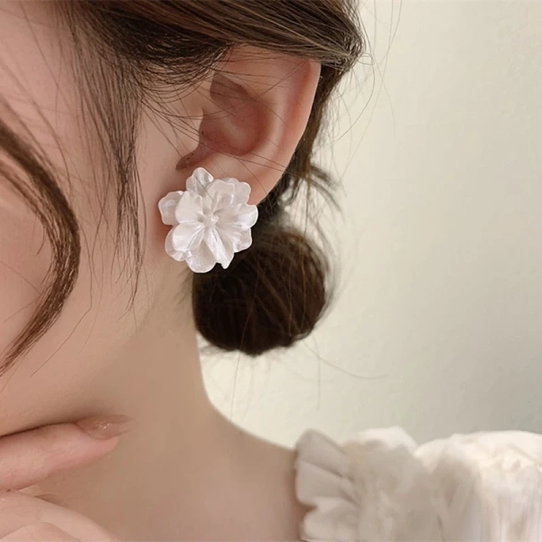 Không dù sao, mọi phụ kiện dù đẹp hay không cũng sẽ đối mặt với các “cạm bẫy” trong quá trình sử dụng hàng ngày. (Ảnh 3) Không dù sao, mọi phụ kiện dù đẹp hay không cũng sẽ đối mặt với các “cạm bẫy” trong quá trình sử dụng hàng ngày. (Ảnh 3)