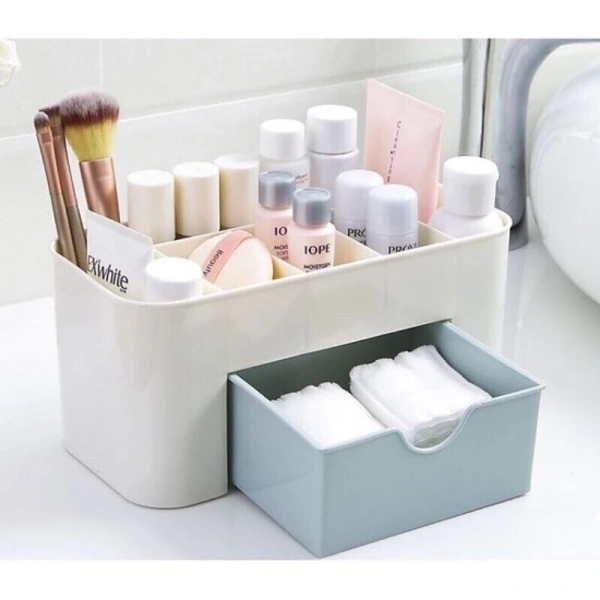 Việc thực hiện những mẹo trên không những giúp giảm thời gian tìm kiếm mỹ phẩm, mà còn tạo nên cảm giác “đều đặn” mỗi sáng, giống như đang ở trong một studio chuyên nghiệp. (Ảnh 4) Việc thực hiện những mẹo trên không những giúp giảm thời gian tìm kiếm mỹ phẩm, mà còn tạo nên cảm giác “đều đặn” mỗi sáng, giống như đang ở trong một studio chuyên nghiệp. (Ảnh 4)