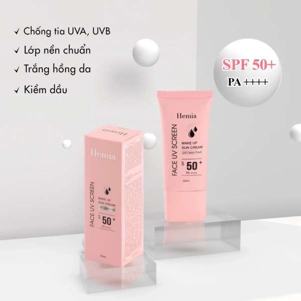 Các sản phẩm dạng kem nhẹ cung cấp độ ẩm tốt, phù hợp cho da khô hoặc da nhạy cảm. (Ảnh 3)