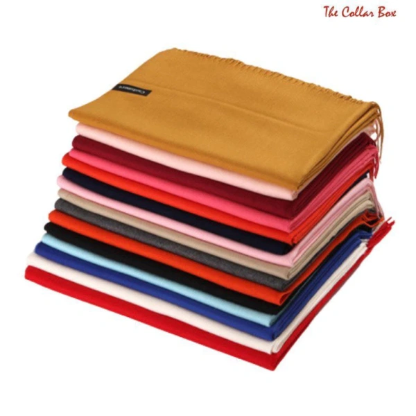 Khăn choàng cổ cashmere dày: Khi nhận ra nó còn là lớp chắn nắng cho cả ngày làm việc - Ảnh 4