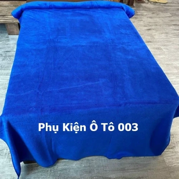 Microfiber không phải là loại vải thông thường mà được chế tạo từ sợi polyester và nylon siêu mịn, với đường kính chỉ khoảng 0.1 – 0.5 micron. (Ảnh 2)