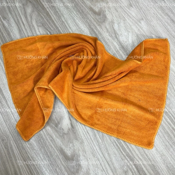 Qua bảng so sánh, rõ ràng rằng khăn microfiber mang lại lợi thế đáng kể về độ sạch, thời gian khô và chi phí bảo trì, đặc biệt phù hợp với môi trường yêu cầu tiêu chuẩn vệ sinh cao như salon nail. (Ảnh 5) Qua bảng so sánh, rõ ràng rằng khăn microfiber mang lại lợi thế đáng kể về độ sạch, thời gian khô và chi phí bảo trì, đặc biệt phù hợp với môi trường yêu cầu tiêu chuẩn vệ sinh cao như salon nail. (Ảnh 5)