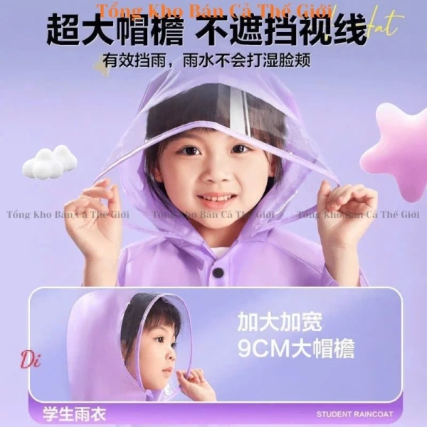 Khi áo mưa hoạt hình tích hợp balo trở thành gánh nặng bất ngờ cho bé trong những ngày mưa kéo dài. - Ảnh 4