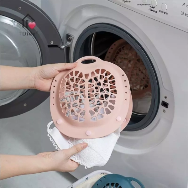 Khi áo ngực vẫn bị biến dạng dù giặt bằng tay, một túi giặt áo ngực lại có thể là giải pháp bất ngờ. - Ảnh 1 Khi áo ngực vẫn bị biến dạng dù giặt bằng tay, một túi giặt áo ngực lại có thể là giải pháp bất ngờ. - Ảnh 1