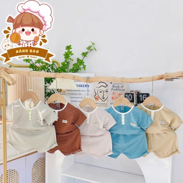 Khi bé cảm nhận sự mát lạnh từ cộc tay vải thun, mùa hè bỗng nhẹ nhàng hơn - Ảnh 1