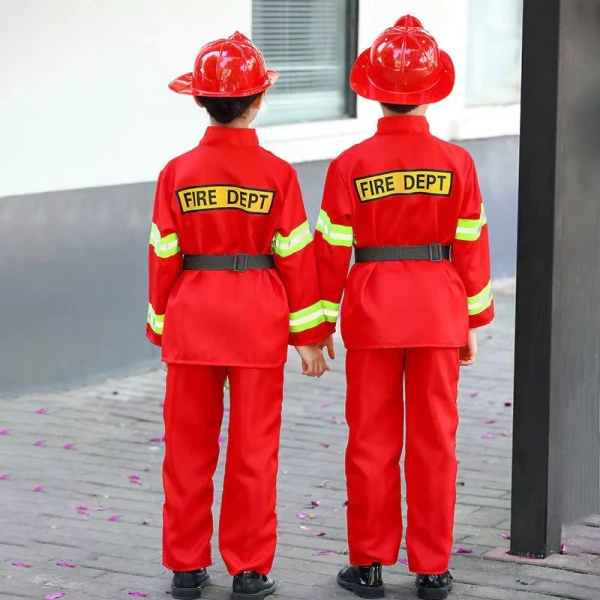 Đối với các bậc cha mẹ đang tìm kiếm một bộ trang phục “đầy đủ” nhưng vẫn giữ được yếu tố thoải mái và an toàn, bộ Sam Firefighter là một lựa chọn đáng cân nhắc. (Ảnh 5)