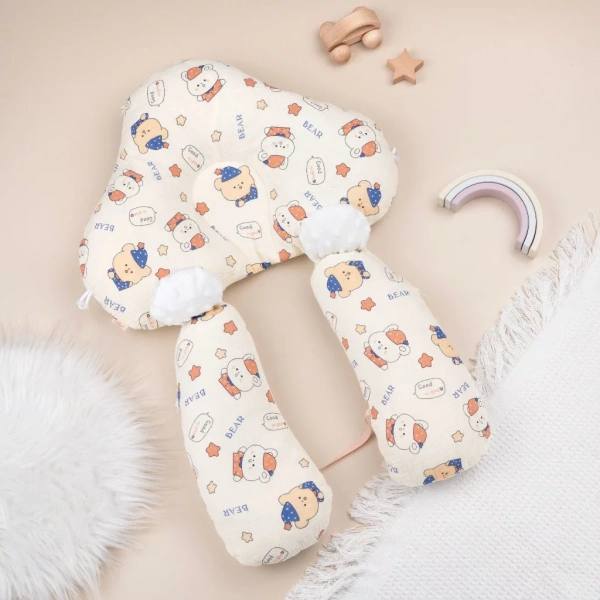 Khi bé ngủ sâu, lớp lưới thoáng trong gối chữ U cho bé giúp ngăn ngạt – một chi tiết mà nhiều phụ huynh bỏ qua. - Ảnh 1