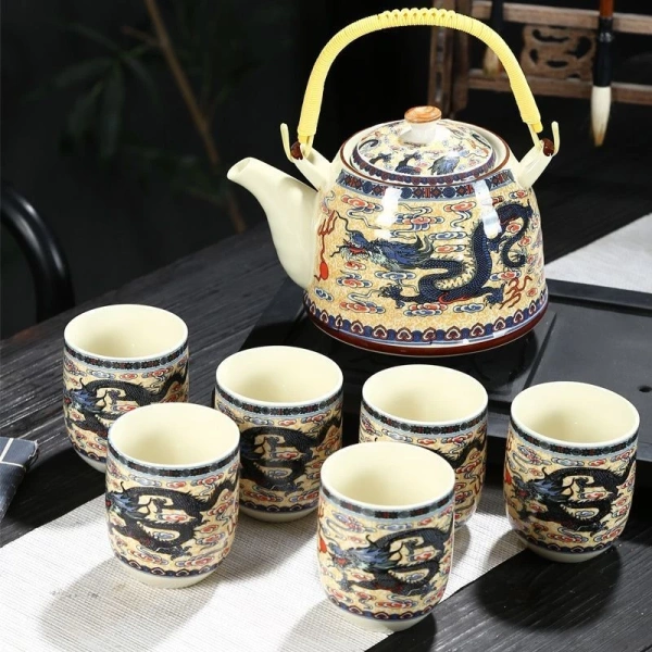 Nếu mục tiêu của bạn là tạo ra một không gian thanh bình, đồng thời muốn có thiết bị bền bỉ, dễ bảo quản, bộ ấm lớn Jingdezhen chính là một lựa chọn tối ưu, mang lại cả giá trị thẩm mỹ và tiện dụng. (Ảnh 5)