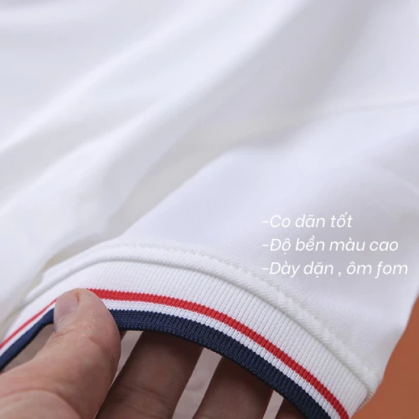 Những ví dụ trên khẳng định rằng việc chọn một chiếc áo polo đúng chất liệu có thể cải thiện sự thoải mái và năng suất trong mọi môi trường làm việc. (Ảnh 5) Những ví dụ trên khẳng định rằng việc chọn một chiếc áo polo đúng chất liệu có thể cải thiện sự thoải mái và năng suất trong mọi môi trường làm việc. (Ảnh 5)