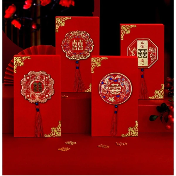 Khi chiếc hộp nạp tài thanh lịch lại làm lộ những chi tiết nhỏ bất ngờ trong buổi lễ cưới hỏi. - Ảnh 1 Khi chiếc hộp nạp tài thanh lịch lại làm lộ những chi tiết nhỏ bất ngờ trong buổi lễ cưới hỏi. - Ảnh 1