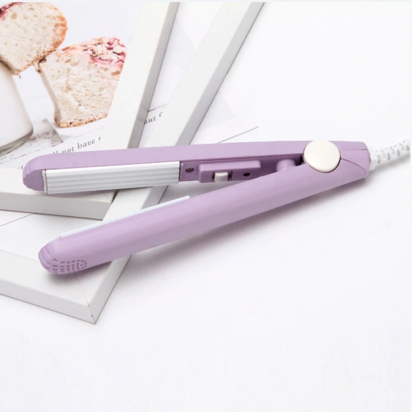 Trong số các sản phẩm hiện có, Mini curly bar điện kẹp cuộn tóc thẳng (giá gốc 58 750 VND, giảm còn 47 000 VND) nổi bật nhờ thiết kế vừa nhỏ gọn, vừa đáp ứng đa dạng nhu cầu tạo kiểu. (Ảnh 3) Trong số các sản phẩm hiện có, Mini curly bar điện kẹp cuộn tóc thẳng (giá gốc 58 750 VND, giảm còn 47 000 VND) nổi bật nhờ thiết kế vừa nhỏ gọn, vừa đáp ứng đa dạng nhu cầu tạo kiểu. (Ảnh 3)