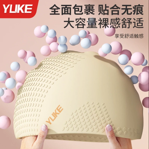 Khi chiếc mũ bơi silicone không thấm nước lại khiến tóc dài bị kẹt quanh viền - Ảnh 2 Khi chiếc mũ bơi silicone không thấm nước lại khiến tóc dài bị kẹt quanh viền - Ảnh 2