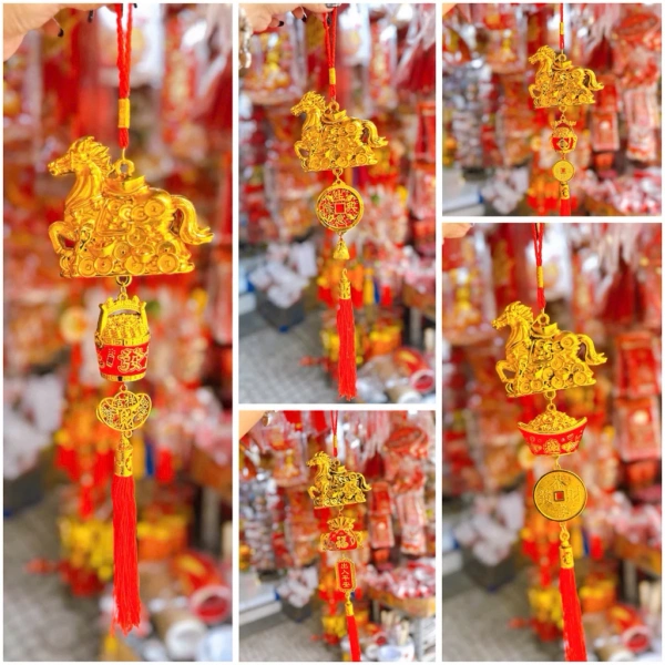 Khi dây ngựa treo tiền trở thành chi tiết decor Tết, một góc nhà có thể rối rắm hơn bạn nghĩ. - Ảnh 1