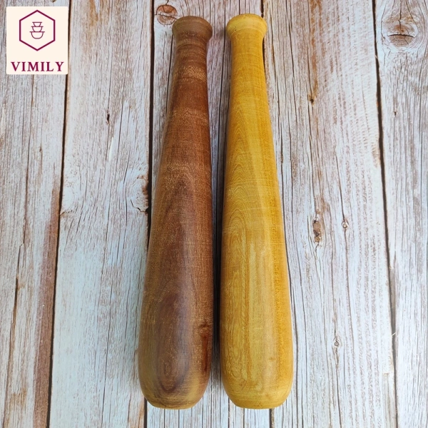 Gỗ nghiến và gỗ trai là hai loại gỗ được ưa chuộng trong sản xuất chày do độ bền và khả năng chịu lực tốt. (Ảnh 3) Gỗ nghiến và gỗ trai là hai loại gỗ được ưa chuộng trong sản xuất chày do độ bền và khả năng chịu lực tốt. (Ảnh 3)
