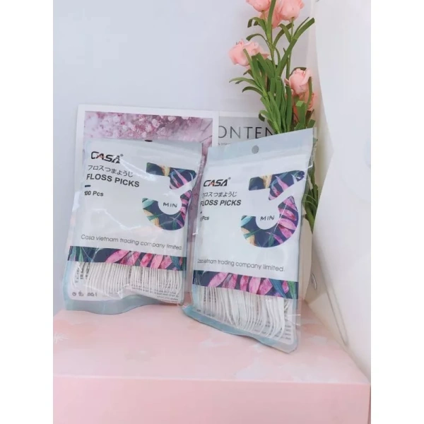 Tăm chỉ nha khoa là công cụ kết hợp giữa sợi chỉ nha khoa siêu mỏng và đầu tăm xỉa, cho phép người dùng đưa vào những khoảng trống mà bàn chải thường không thể chạm tới. (Ảnh 2)