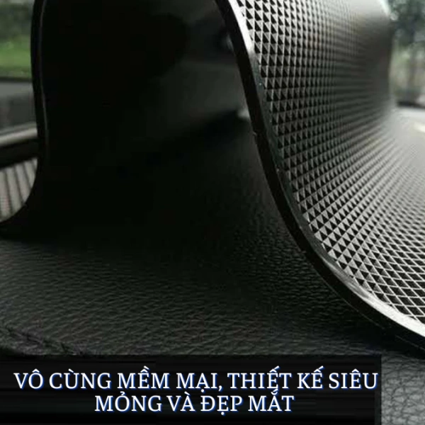 Máy lạnh và hệ thống thông gió trong xe cũng tạo ra luồng không khí ấm lên trên taplo. (Ảnh 3) Máy lạnh và hệ thống thông gió trong xe cũng tạo ra luồng không khí ấm lên trên taplo. (Ảnh 3)