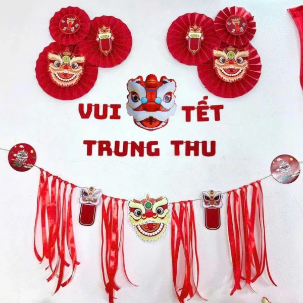 Khi một chiếc quạt giấy đỏ treo góc phòng, bầu không khí Tết Nguyên Đán 2026 bỗng trở nên sinh động hơn - Ảnh 4