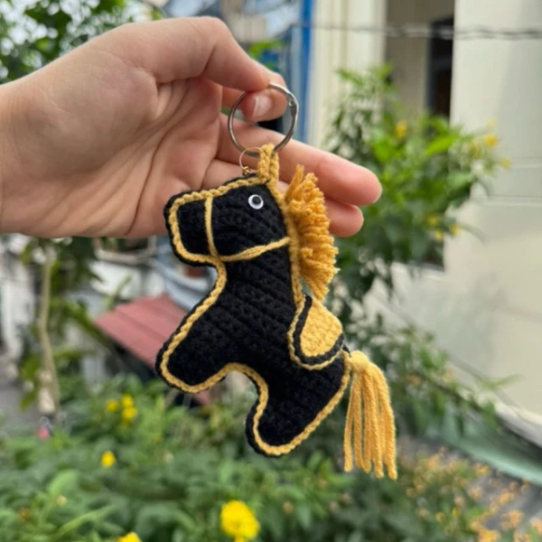 Khi một sợi dây thừa trong móc khóa handmade Xuân Bính Ngọ 2026 thay đổi cách người dùng cảm nhận may mắn - Ảnh 5 Khi một sợi dây thừa trong móc khóa handmade Xuân Bính Ngọ 2026 thay đổi cách người dùng cảm nhận may mắn - Ảnh 5