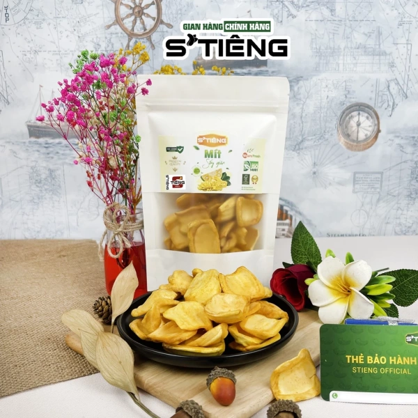 Đối với những ai muốn tạo ra bữa ăn nhẹ đa dạng, việc kết hợp mít sấy giòn với các nguyên liệu khác có thể giúp tăng thêm giá trị dinh dưỡng và hương vị. (Ảnh 4) Đối với những ai muốn tạo ra bữa ăn nhẹ đa dạng, việc kết hợp mít sấy giòn với các nguyên liệu khác có thể giúp tăng thêm giá trị dinh dưỡng và hương vị. (Ảnh 4)