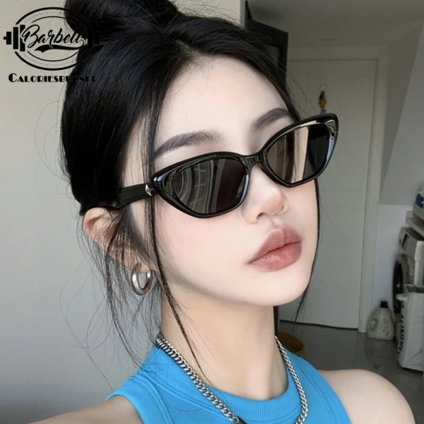 Khi nhiều người mua kính râm mắt mèo retro bỏ qua chi tiết nhỏ khiến độ ổn định suốt cả ngày bị gián đoạn. - Ảnh 1