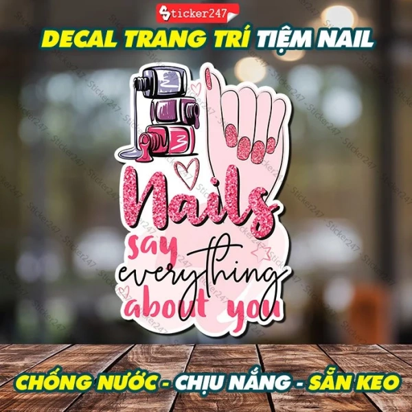 Khi sticker trang trí tiệm nail chống nước bám chắc lúc mới dán, nhưng sau một tháng lại lộ nứt. - Ảnh 1