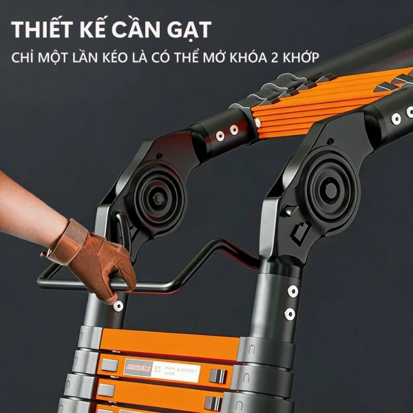Trong một số mẫu thang nhôm, chốt được gắn bằng ốc vít nhỏ. (Ảnh 3) Trong một số mẫu thang nhôm, chốt được gắn bằng ốc vít nhỏ. (Ảnh 3)