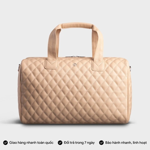 Packing cubes là giải pháp giúp bạn chia rõ ràng các loại đồ dùng: một túi cho đồ lót, một túi cho phụ kiện (sạc, cáp), một túi cho đồ vệ sinh. (Ảnh 4)