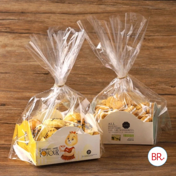 Sản phẩm bao gồm túi nilông trong suốt, đế giấy cứng, và dây buộc. (Ảnh 4)