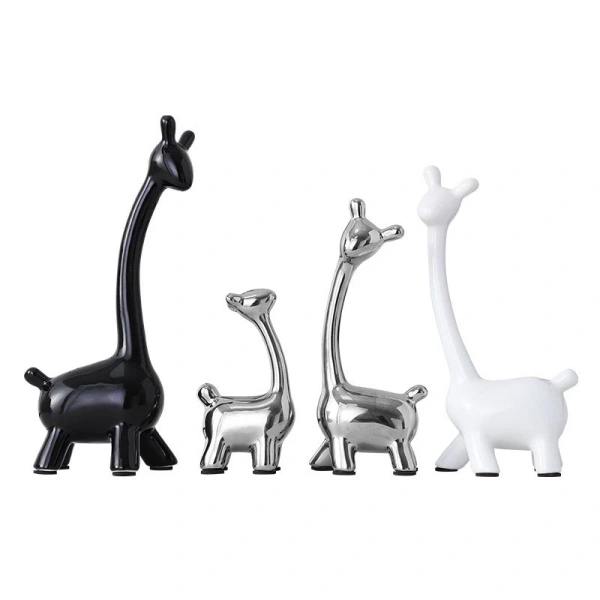Đây là một mẫu decor độc đáo, được chế tạo từ gốm sứ cao cấp và men vàng bóng sang trọng. (Ảnh 4) Đây là một mẫu decor độc đáo, được chế tạo từ gốm sứ cao cấp và men vàng bóng sang trọng. (Ảnh 4)