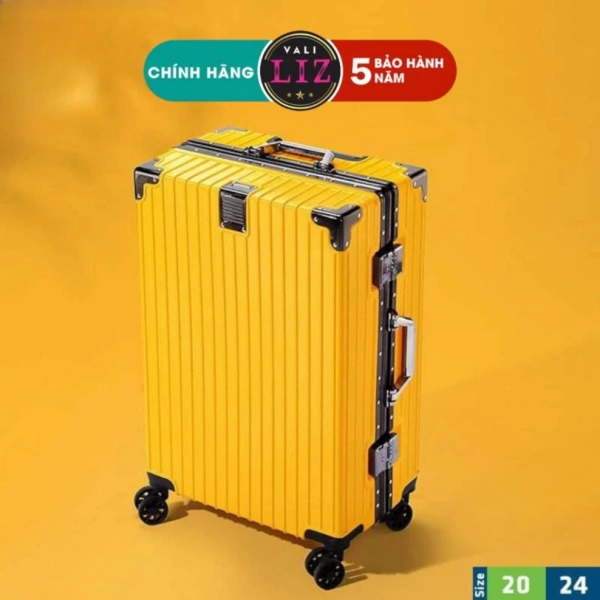 Trong số các mẫu valy nhôm trên, Vali khung nhôm size 20/24 cao cấp – bịt 4 góc chống va đập – Valiliz TSG7 mang lại sự cân bằng giữa thiết kế bền bỉ và giá thành hợp lý. (Ảnh 4)