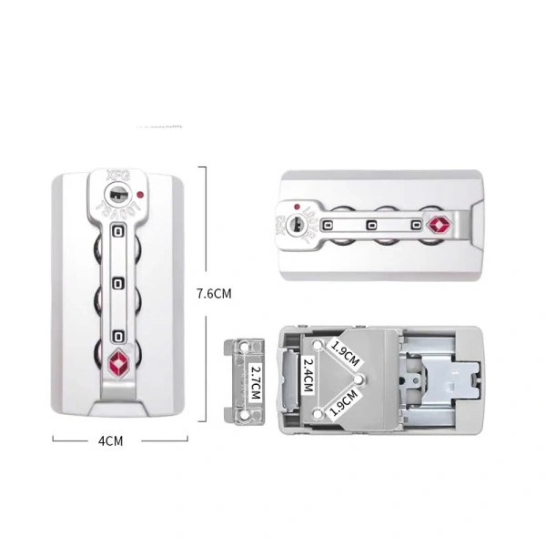 Một số hành khách quen đặt mã số ở vị trí “000” hoặc “123” vì tiện nhớ. (Ảnh 3) Một số hành khách quen đặt mã số ở vị trí “000” hoặc “123” vì tiện nhớ. (Ảnh 3)