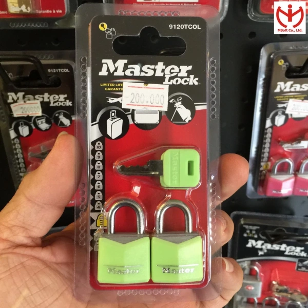 Với bộ Master Lock 9120, mỗi chiếc khóa có hai chìa dùng chung, do đó khi một chìa bị mất, bạn vẫn còn một chìa dự phòng. (Ảnh 2)