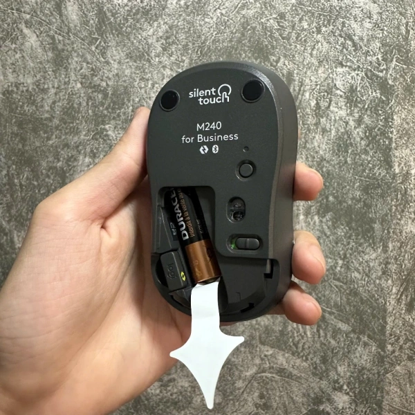 Không phải mọi chuột Bluetooth không dây yên tĩnh đều thoả mãn nhu cầu làm việc trong không gian chật hẹp - Ảnh 3 Không phải mọi chuột Bluetooth không dây yên tĩnh đều thoả mãn nhu cầu làm việc trong không gian chật hẹp - Ảnh 3
