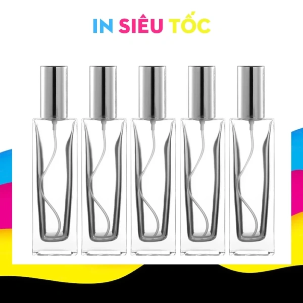 Trong những năm gần đây, nhiều thương hiệu đã ra mắt combo 5 lọ chiết nước hoa thủy tinh 20ml trụ vuông dài loại 1, mang đến giải pháp tiết kiệm và tiện lợi cho những ai muốn mang mùi hương yêu thích bất cứ nơi nào. (Ảnh 5)