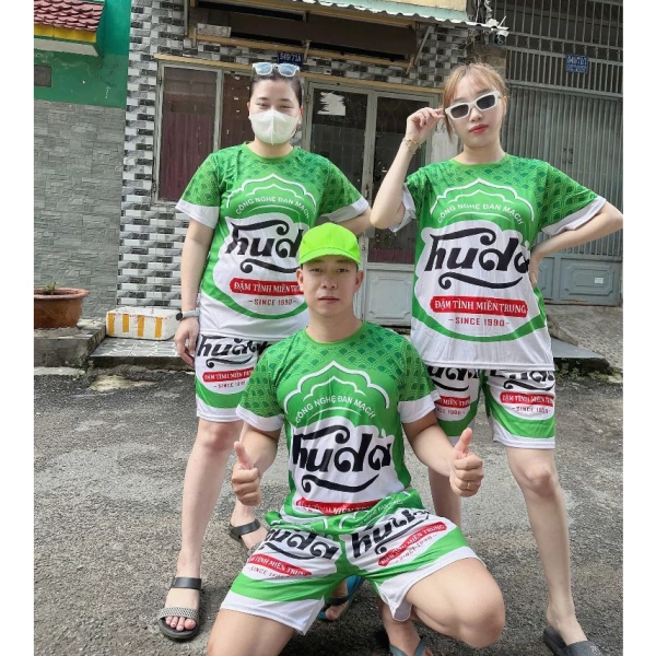 Mua một bộ đồ đồng nhất cho cả gia đình đòi hỏi không chỉ hiểu rõ về kích thước mà còn biết cách bảo quản để giữ được màu sắc và độ bền. (Ảnh 5) Mua một bộ đồ đồng nhất cho cả gia đình đòi hỏi không chỉ hiểu rõ về kích thước mà còn biết cách bảo quản để giữ được màu sắc và độ bền. (Ảnh 5)