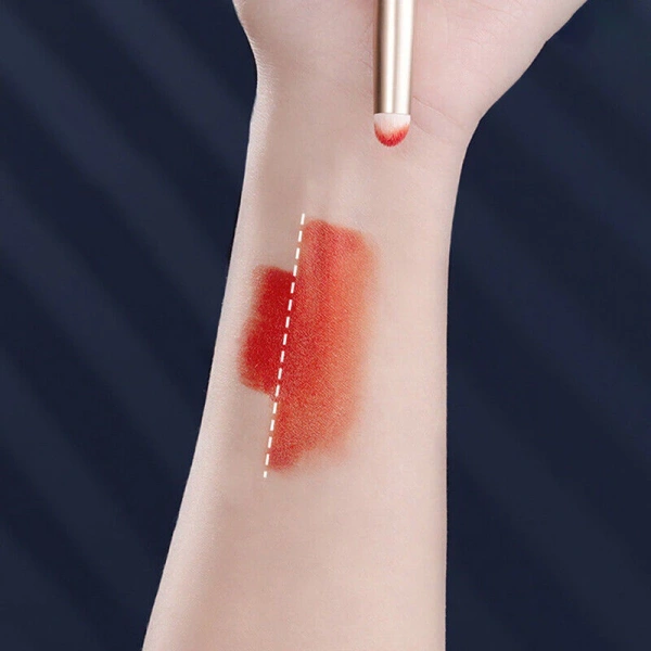 Việc nhận ra các dấu hiệu cảnh báo như tóc cọ trở nên cứng, bám không đều là cách đầu tiên để ngăn ngừa tình trạng này. (Ảnh 3) Việc nhận ra các dấu hiệu cảnh báo như tóc cọ trở nên cứng, bám không đều là cách đầu tiên để ngăn ngừa tình trạng này. (Ảnh 3)