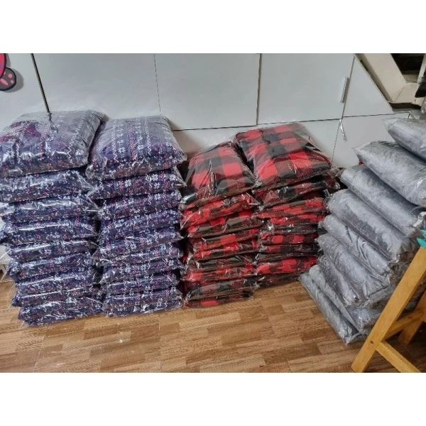 Để tránh gặp phải những “cạm bẫy” trên, việc lựa chọn mền dựa trên chất liệu và kích thước phù hợp là rất quan trọng. (Ảnh 3)