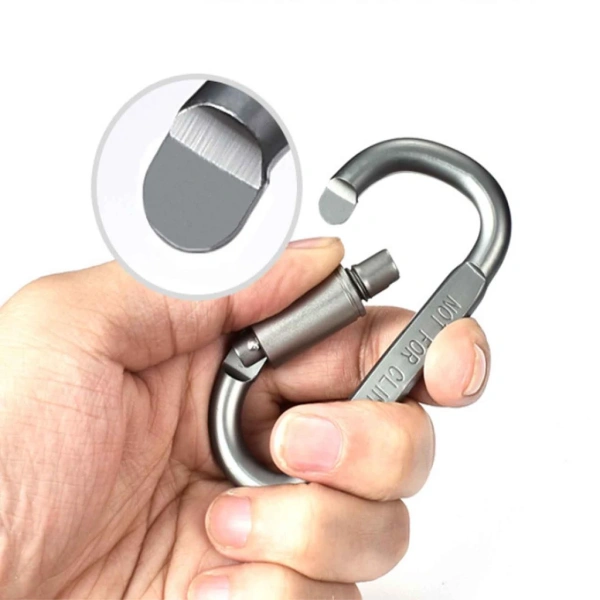 Móc khóa nhôm cứng 8 cm có thể ngăn balo rơi mất trong những chuyến phượt gập ghềnh. - Ảnh 4