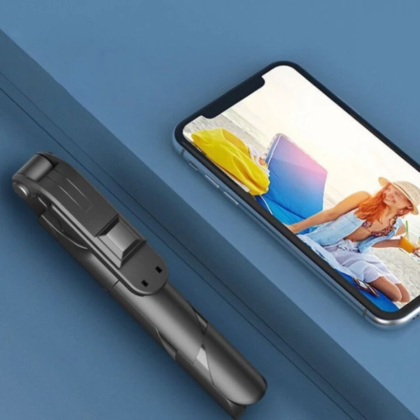 Mong đợi và thực tế khi dùng gậy chụp ảnh 3 chân bluetooth trong các buổi livestream gia đình - Ảnh 4