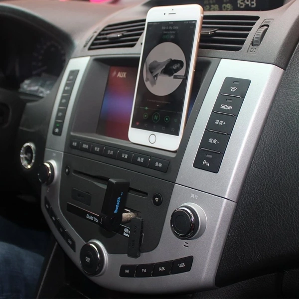 Việc chọn một thiết bị thu âm Bluetooth chất lượng sẽ là yếu tố then chốt để tránh trễ âm thanh trong môi trường ô tô. (Ảnh 4)