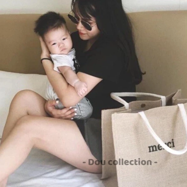 Để giữ cho túi xách vintage luôn giữ được vẻ đẹp và độ bền, việc bảo quản đúng cách là yếu tố then chốt. (Ảnh 5)