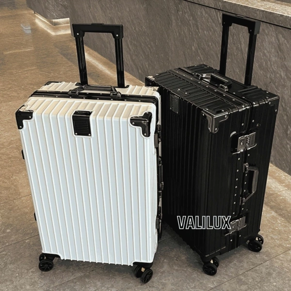 Nhựa ABS (Acrylonitrile Butadiene Styrene) được biết đến với tính năng kết hợp độ cứng của acrylic và độ dẻo của butadiene. (Ảnh 2) Nhựa ABS (Acrylonitrile Butadiene Styrene) được biết đến với tính năng kết hợp độ cứng của acrylic và độ dẻo của butadiene. (Ảnh 2)