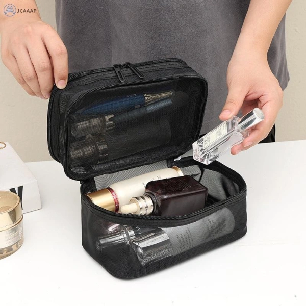 Khi bạn đang tìm kiếm một sản phẩm kết hợp giữa độ bền, khả năng chống thấm và tính năng thông thoáng, Túi đựng mỹ phẩm dung lượng lớn Jcaaap là một lựa chọn đáng cân nhắc. (Ảnh 4)