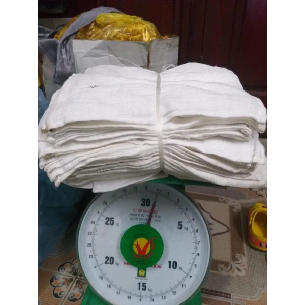 Mua khăn lau nhẹ tính theo cân hứa hẹn tiết kiệm, nhưng chi phí ẩn sau mỗi lần giặt khiến ngân sách bị ảnh hưởng - Ảnh 1 Mua khăn lau nhẹ tính theo cân hứa hẹn tiết kiệm, nhưng chi phí ẩn sau mỗi lần giặt khiến ngân sách bị ảnh hưởng - Ảnh 1