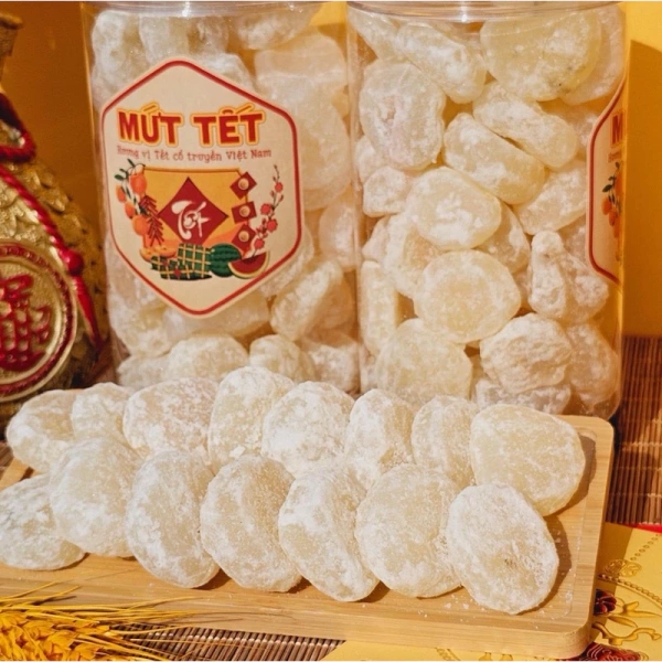 Đối với người tiêu dùng, việc lựa chọn mứt thường phụ thuộc vào hương vị và thời gian bảo quản. (Ảnh 3) Đối với người tiêu dùng, việc lựa chọn mứt thường phụ thuộc vào hương vị và thời gian bảo quản. (Ảnh 3)