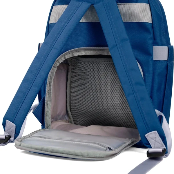 EcoKid cung cấp 3 ngăn chính, trong đó một ngăn có lớp cách nhiệt silicon, giữ ấm đến 5 giờ. (Ảnh 5)